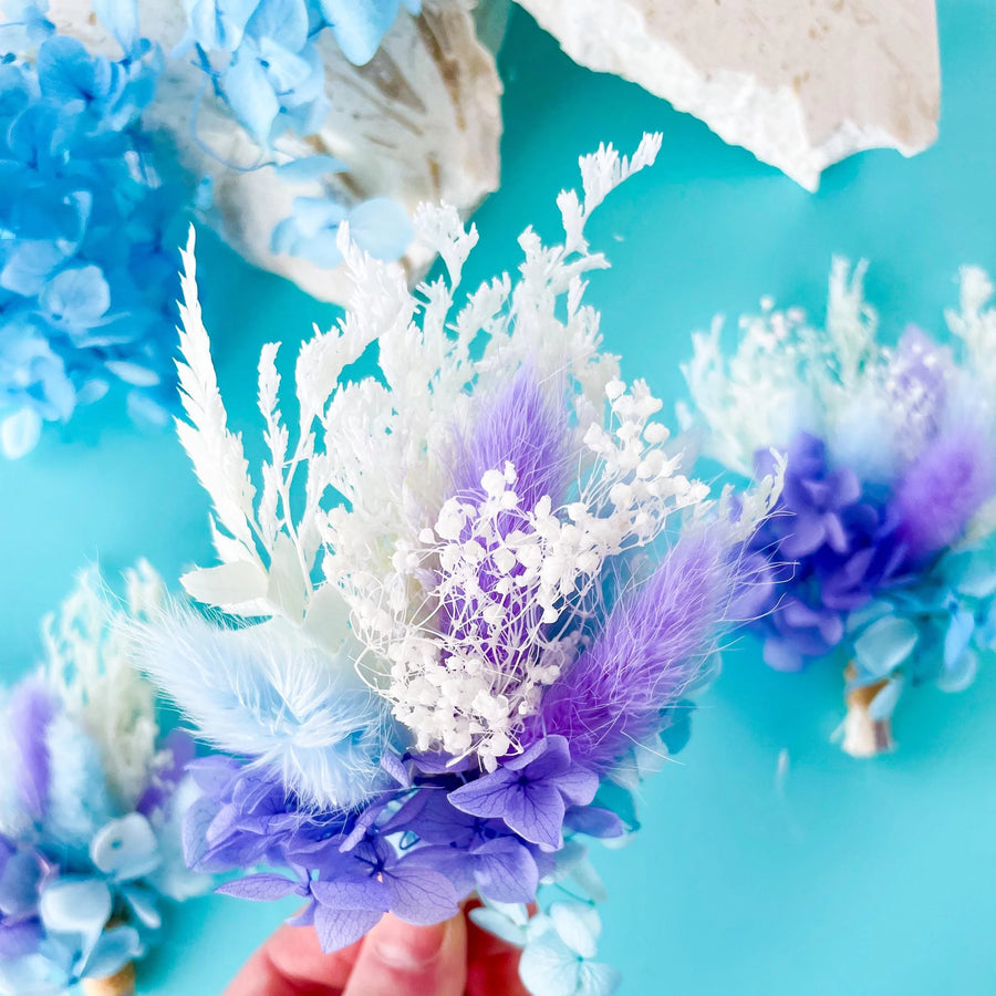 DRIED FLOWERS